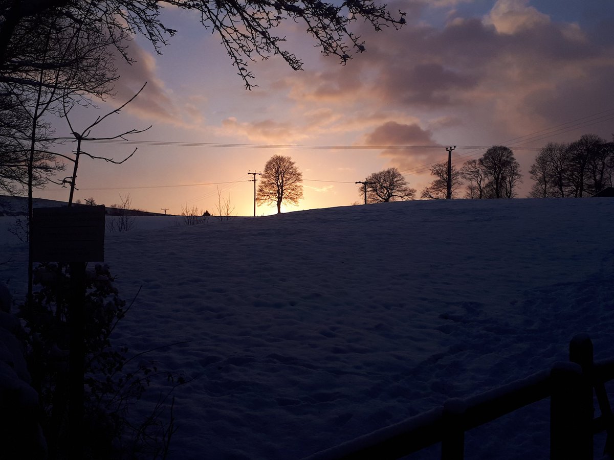 Winter sunset #Meltham