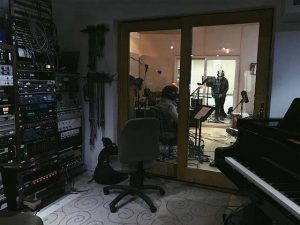 TroutRecording's tweet photo. Fan Death Laying Down Some Tracks. https://t.co/UKz9vtLqfV https://t.co/bjMygegv2x