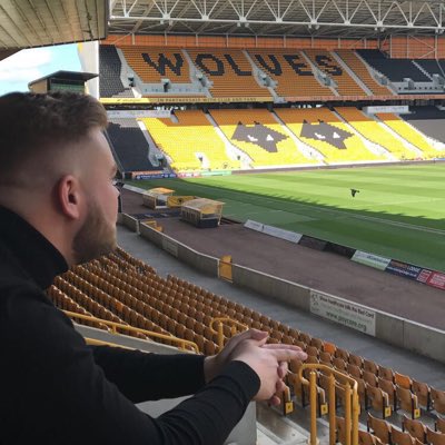 mcooperwrites's tweet image. #NewProfilePic #TalkingWolves