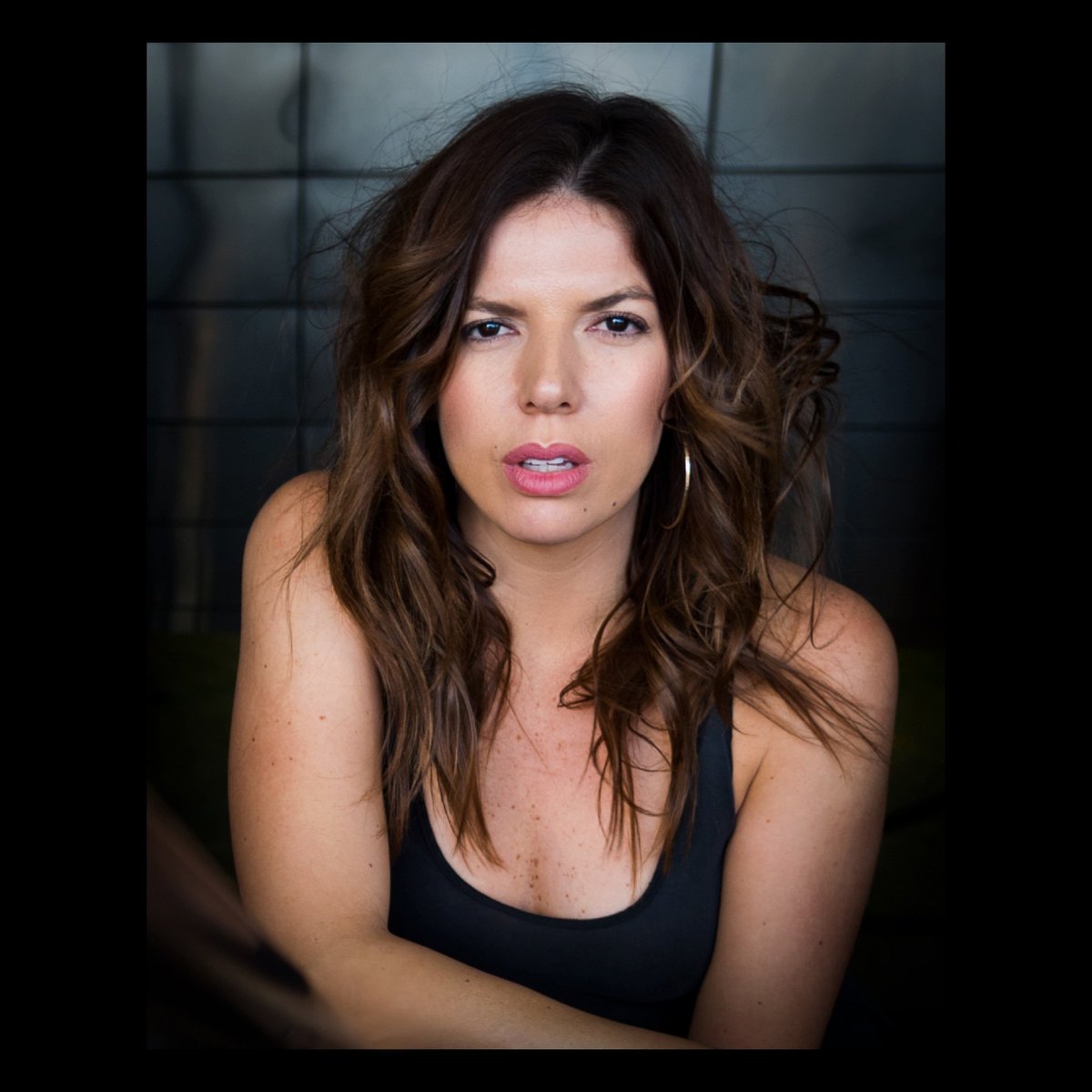 FernandaKellyyy's tweet photo. It takes a quirky, brave, crazy, artistic, spiritual, sexy, tough, unique, compassionate, sensual, powerful, inspiring, complex being to know one....😈
📸: @mendoza_news
#Headshot #ActorsLife #LatinosInHollywood #Actor  #Hollywood #MovieNews #Cinema #Film #Sitcom #Bookings
#KM😈 https://t.co/zfGLQqFLix