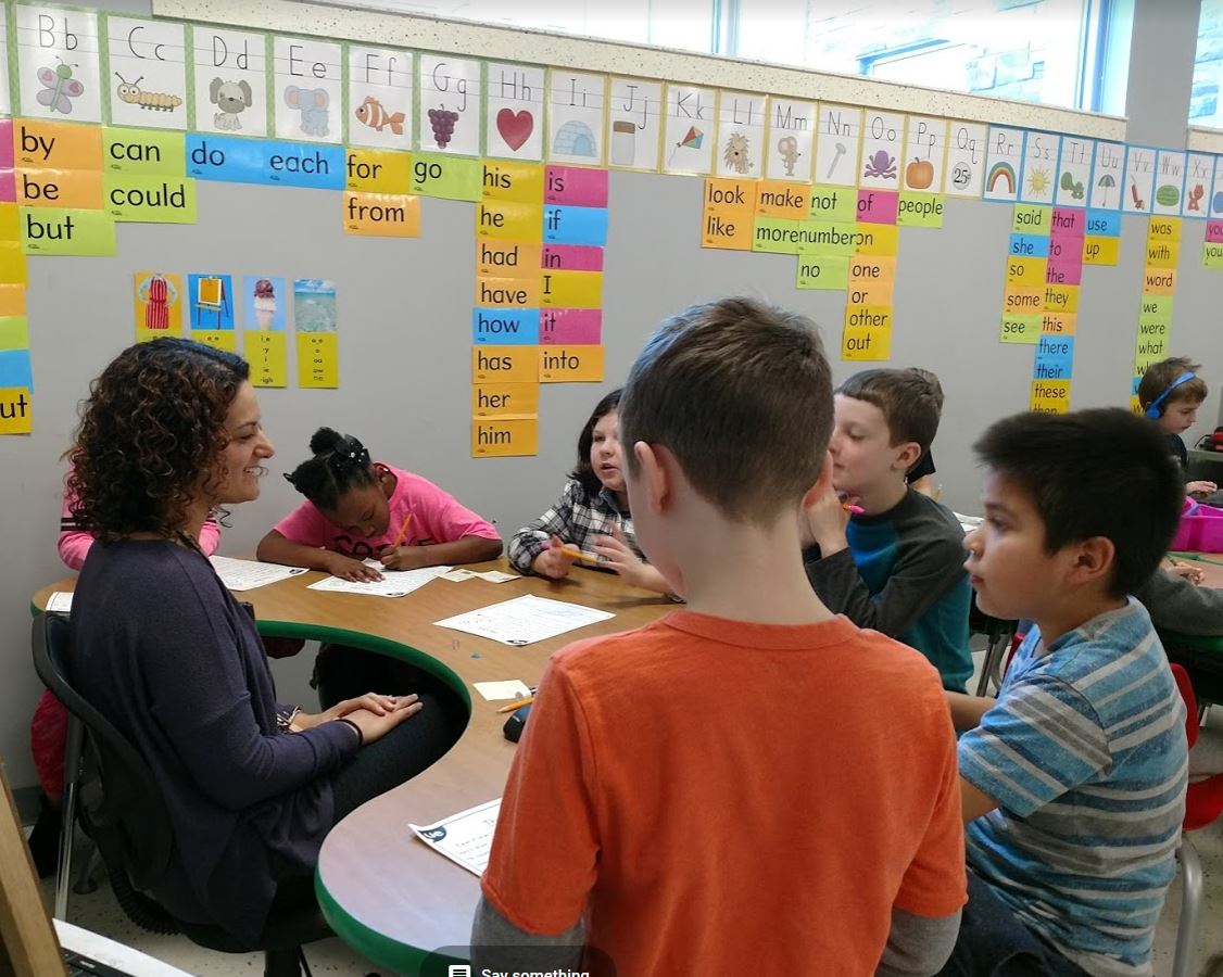 CookeCardinal's tweet photo. CONGRATULATIONS to Mrs. Aliza Sawdon, our Cooke 2017-2018 Teacher of the Year!! We know Mrs. Sawdon deserves this recognition and she's had a wonderful impact on so many of our families, so share your comments below! #WFCPride #TeacherMakeADifference @RedClaySchools https://t.co/dCkSohXSTW