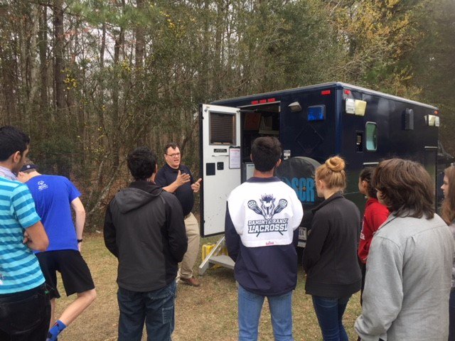 DrHarrisonElCid's tweet photo. Today we had the 43rd SC National Guard Unit WMD CST (Weapons of Mass Destruction Civil Support Team) @FDPatriot and they discussed Chemical and Environmental Analytical Lab techniques with our students https://t.co/S8Gk3yjdFQ