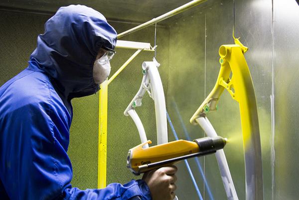 Ferrepro's tweet photo. El uso de #revestimientos en polvo de #aluminio, que además de proporcionar a los diseñadores una ilimitada gama de opciones de color, contribuye también, y de forma muy notable, a la ecología: https://t.co/6ZHNDWlWnh https://t.co/HaQGjXfs8C