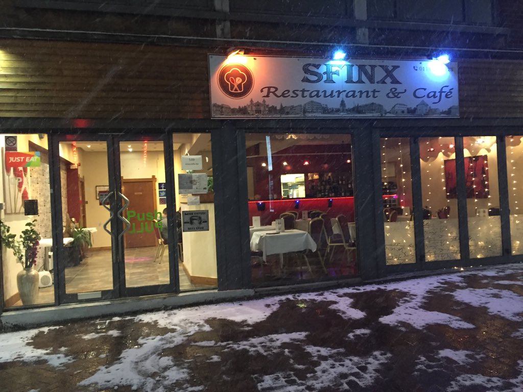 DoneInALifetime's tweet image. Happy winter everyone :) #winter #snow #sheffieldsnow #happy #DoYouWantToBuildASnowman