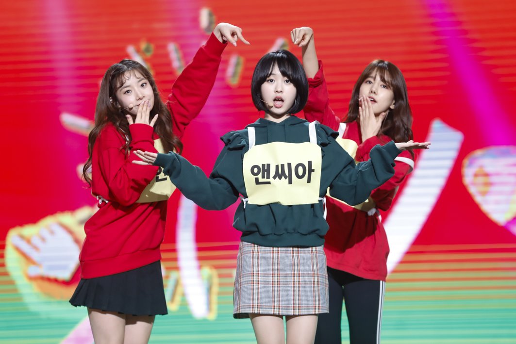allaboutnca's tweet photo. FOTO | NC.A nos bastidores do THE UNI+ SPECIAL SHOW (1)

[ENG] NC.A on THE UNI+ SPECIAL SHOW basckstage https://t.co/SsaoNYKevQ