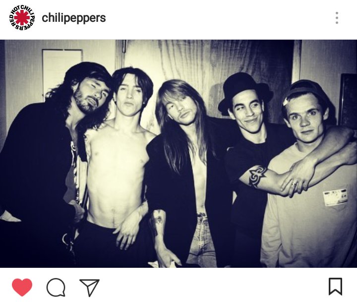 gnrsudamerica's tweet photo. #REDES | Los @ChiliPeppers recuerdan en su cuenta de Instagram ésta histórica foto con Axl Rose! https://t.co/k3xHsb4cfd