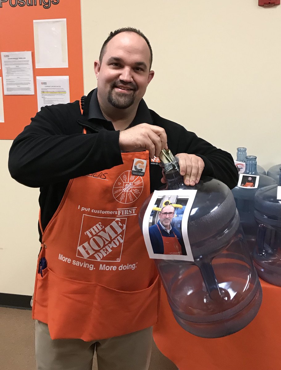 Thank You Sean for participating in our homer fund drive, we’ll see you back at the end of the campaign for a pie in the face! #homerfund  #RDC5851