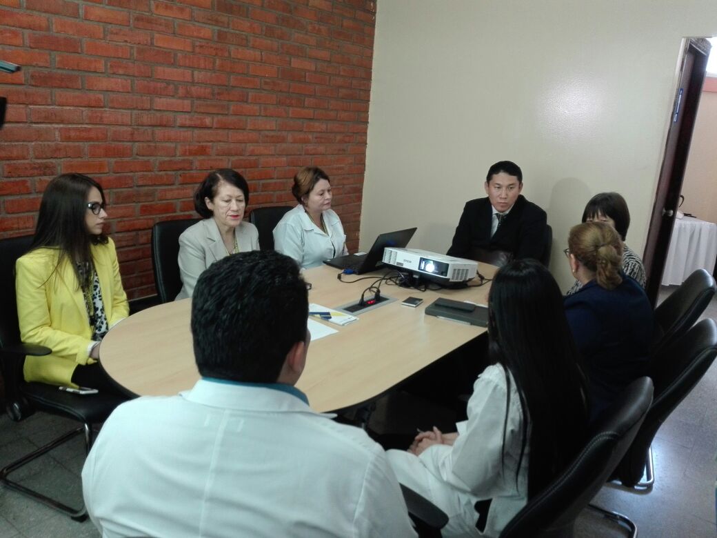 PresenciaUNAH's tweet photo. Autoridades de la #UNAH sostuvieron una reunión con ejecutivos de la Embajada de Japón para conocer el quehacer del Centro de Información Toxicológico #Centox https://t.co/6i5ptgUu88