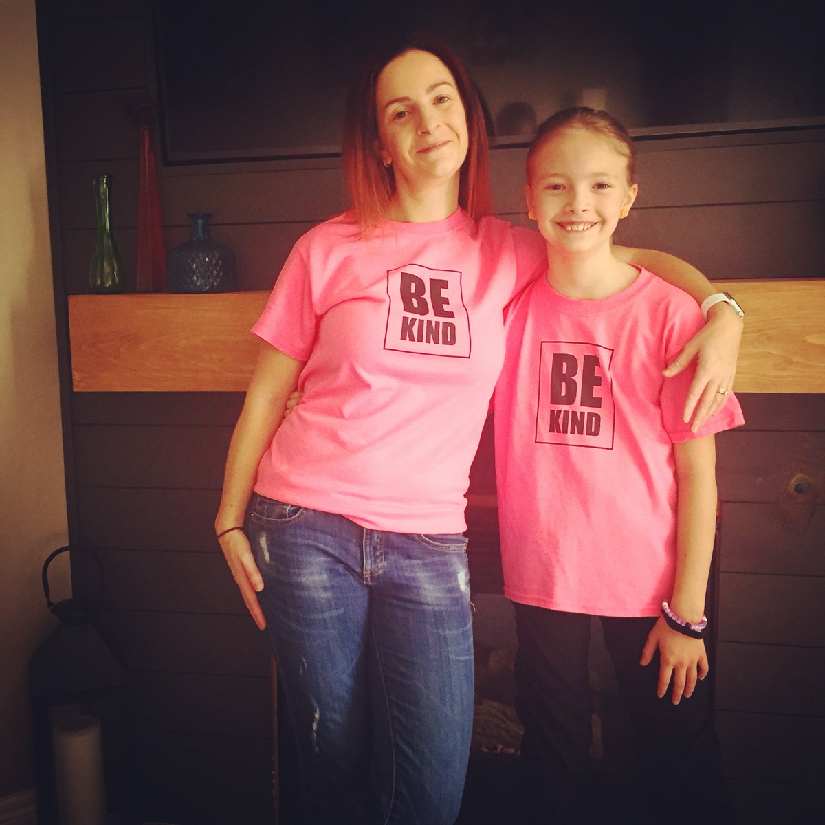 ces_oxford's tweet photo. Our Communication Assistant Liz and her daughter snapped a photo this morning to show their support for #PinkShirtDay
#BullyingStopsHere #BeKind #BeYouMovement #BeYouApparelandCo
“In a world where you can be anything, Be Kind”. https://t.co/TMnKKwuwYt
