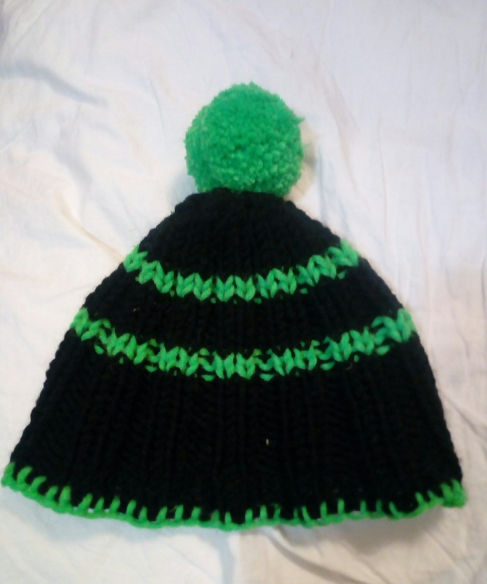 JigsawGarden's tweet photo. "Wear something warm." @YHAOfficial https://t.co/4EZO0d0KOO