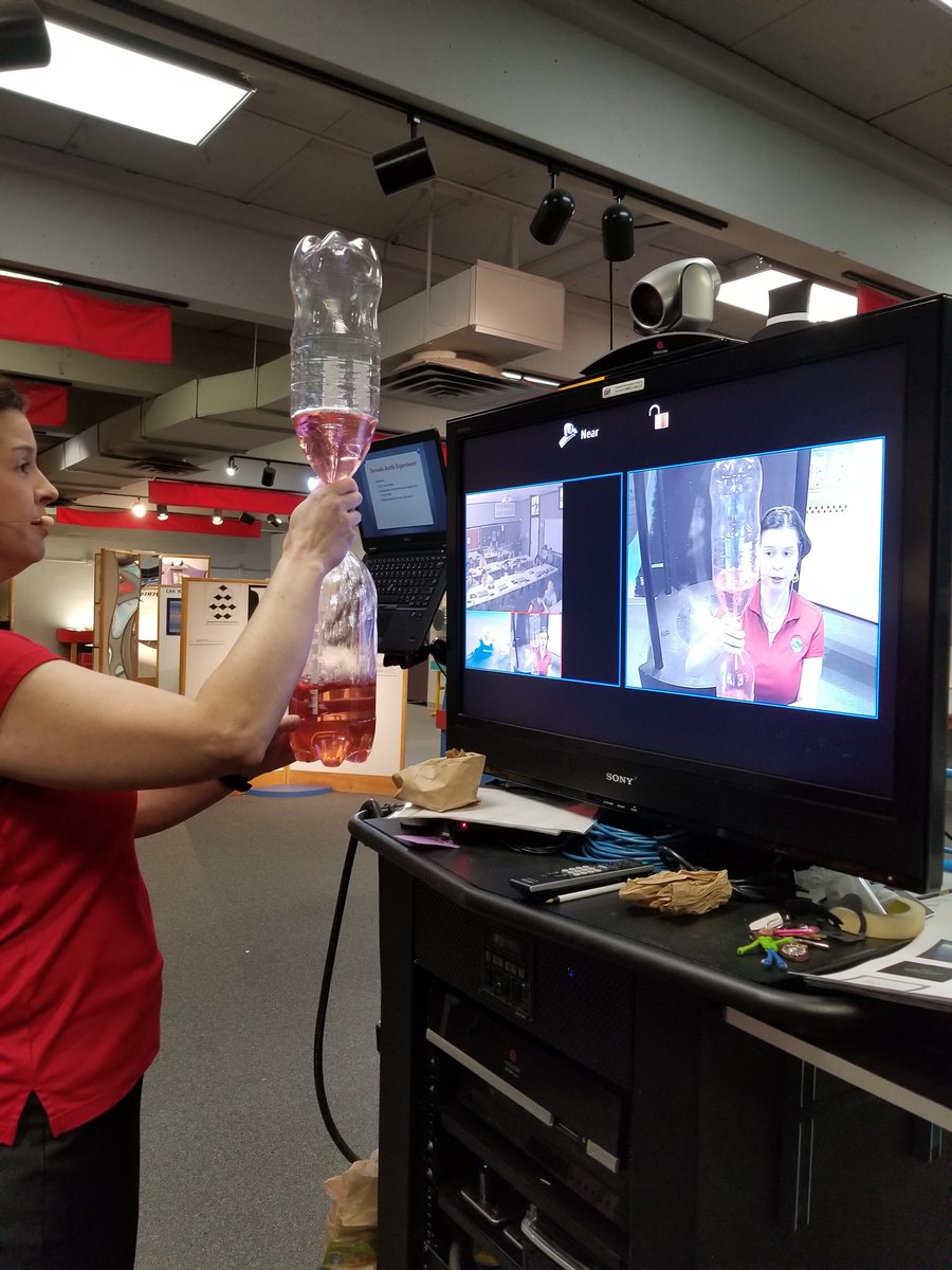NWSLubbock's tweet photo. Meteorologist Jenn Daniel talked to a group of 2nd & 5th grade students at Patton Springs about tornadoes. This was through an Interactive TV teaching session at the Science Spectrum. The students were great listeners and very, very smart!! #ScienceSpectrum #lubwx https://t.co/097BNz1zop