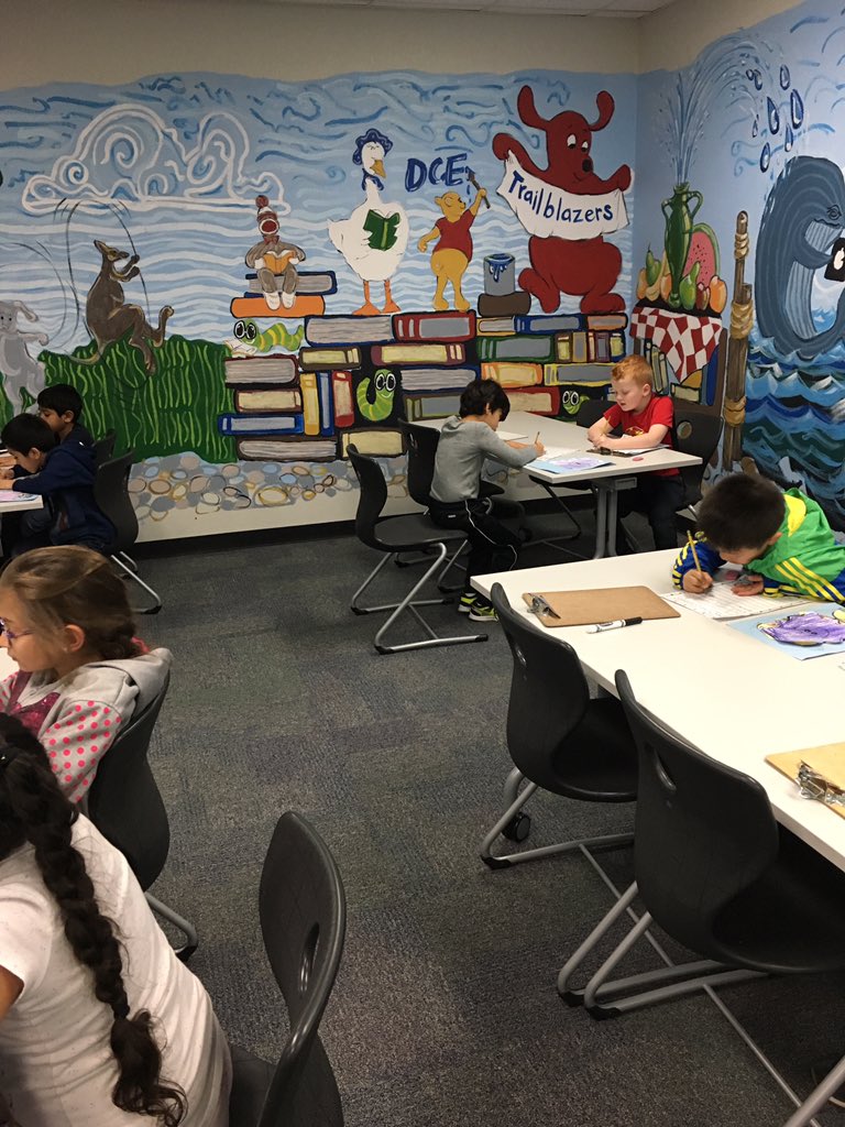Leland1st's tweet photo. We are using our flexible learning space today to stir up some creativity during writing time! #DCEtrailblazers #CISDOurStory https://t.co/0px3F0mIYZ