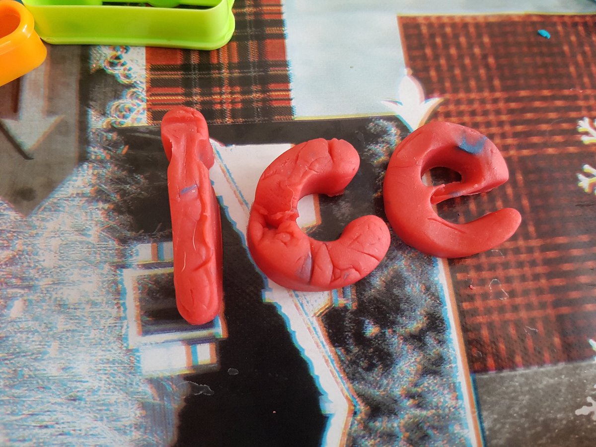 TheWrights10's tweet photo. We were making Snow day words with playdoh today. #playgrowlearntogether @BurnbraeP2CW @BurnbraeEarly @BurnbraePS https://t.co/LRZmV8ZfQ1