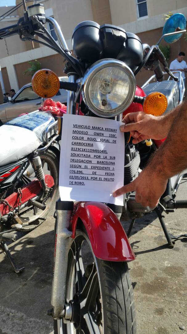 enlaccicpc_intt's tweet image. #CICPC La oficina Enlace CICPC-INTT  BARCELONA, recupero un vehiculo clase moto. Marca: Keeway, Modelo: Owen. Placa: AA0Z99T, SOLICITADA por la Sub Delegacion Barcelona, de fecha 02/05/2014 expediente J-076.896 por el delito de Robo. #Cicpcprevencion #prensacicpc #douglasricovzla