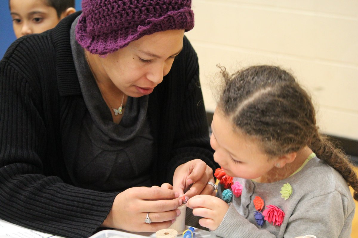 RosevilleSTEM's tweet photo. Thank you @CentralPark623 and @CPSparkLab for inviting me and a number of other community members to participate in your annual Special Friends/STEM day last week. My favorite part of these STEM events continues to be the interaction between students and adults.#WEare623 #623STEM https://t.co/yMiaaCJzi7