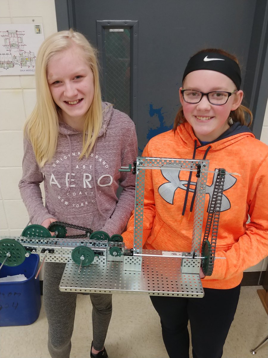 TimothyDLeMoine's tweet photo. Salk school record broken today! Torii and Kaelyn with a 6500:1 gear ratio. That's a lotta torque! https://t.co/5o20zdpJeY