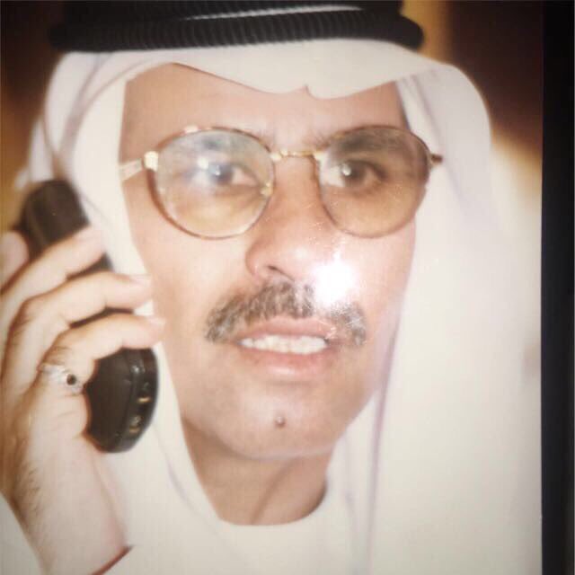 Mashari_al3yada's tweet image. قبل قليل حدثني شخص عن موقف حدث له عندما كان محبوس لدى التنفيذ مطلوب مبلغ لشركة فذهبت زوجته لتوكيل المحامي محمد نعمه الشمري لإخراجه من محبسه فتطوع بسداد المبلغ من حسابه الخاص من غير علمها
عندما علم بانه اب ل5أطفال
ما اعظم تلك الإنسانيه
وما اعظم ذلك الانسان
رحمة الله عليك يابو جاسم