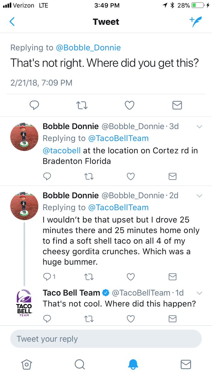 bobbledonnie's tweet photo. @tacobell @TacoBellTeam I’m really trying to not lose faith in you guys but the obvious generic response from you to my tweet and response.. are you even trying? At least just ignore my tweet don’t copy and paste the same answer on one thread... #comeon https://t.co/kkA8LKvfmy