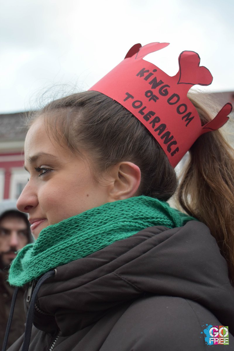 AsociatiaGoFree's tweet photo. Day2: Street action @ Cluj-Napoca #NoHate #YesLove #GoFree #TLWE #TheLongWayToWurope https://t.co/XpWtKq0GXJ