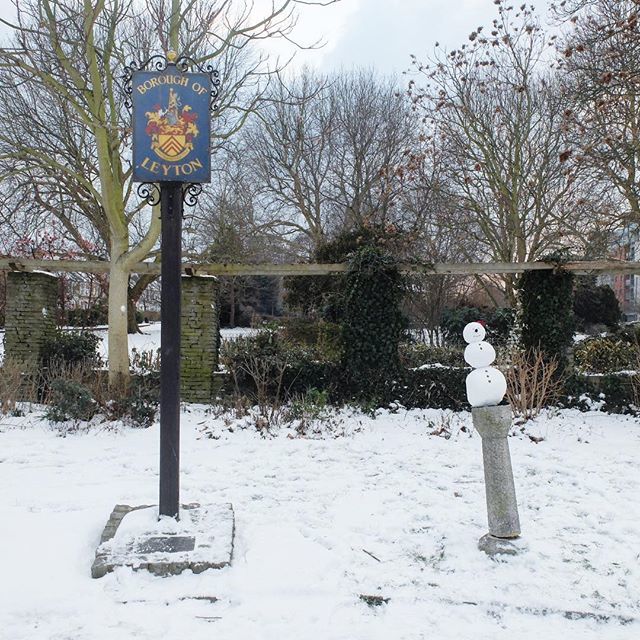 LeytonVillage's tweet photo. Leyton in the snow ❄️❄️❄️❄️❄️❄️❄️❄️❄️ #leyton #leytonvillage https://t.co/XjvdDeratx https://t.co/Ish5a6ggIG