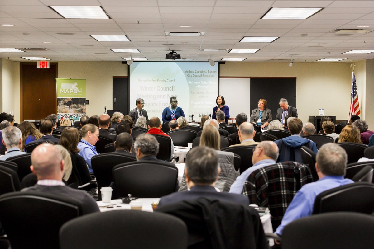 MAPCMetroBoston's tweet photo. A very successful winter council meeting today! Thanks to everyone who attended and to our speakers: @CampbellforD4, @RuthanneFuller, Gail Infurna of #MelroseMA, @TomMcGeeforLynn, and @Mayor_Spicer. #MAPC2018 #NewMayors https://t.co/64iJXd6ywc