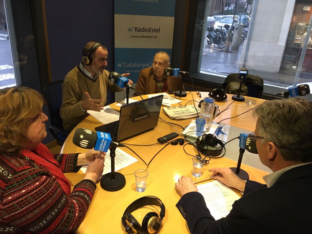 catcristiana's tweet photo. #elMiradorRE #Incerteses #Investidura amb @joanmorellc @Pdemocratacat, @teresacarrerasr @ElSiglo_eu i Josep Vila Abelló @economistescat,
entre "confiança", "prudència" i "claredat"
Més informació AQUÍ-> https://t.co/N5EDzvSJ26 https://t.co/TsyAIk0aTv