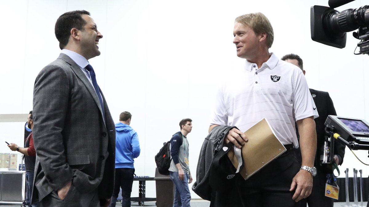 Raiders's tweet photo. Catching up with some former colleagues. https://t.co/jeG1XhnbL0