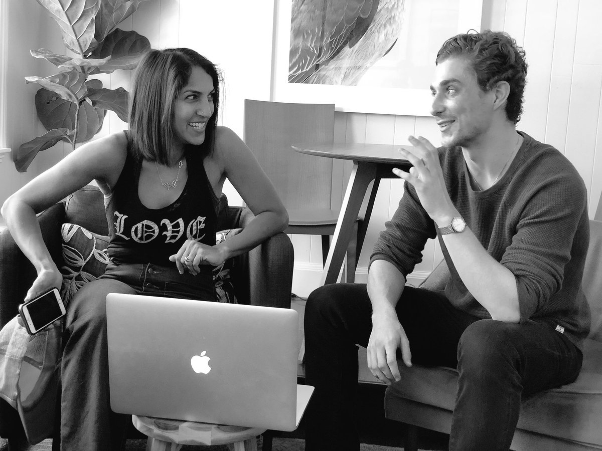 AlexanderCubis's tweet photo. New episode of #HonestConversations w acclaimed &amp; award-winning Director @suziyoonessi ! https://t.co/e7QlG5YY86 https://t.co/FhdpFm2oUM