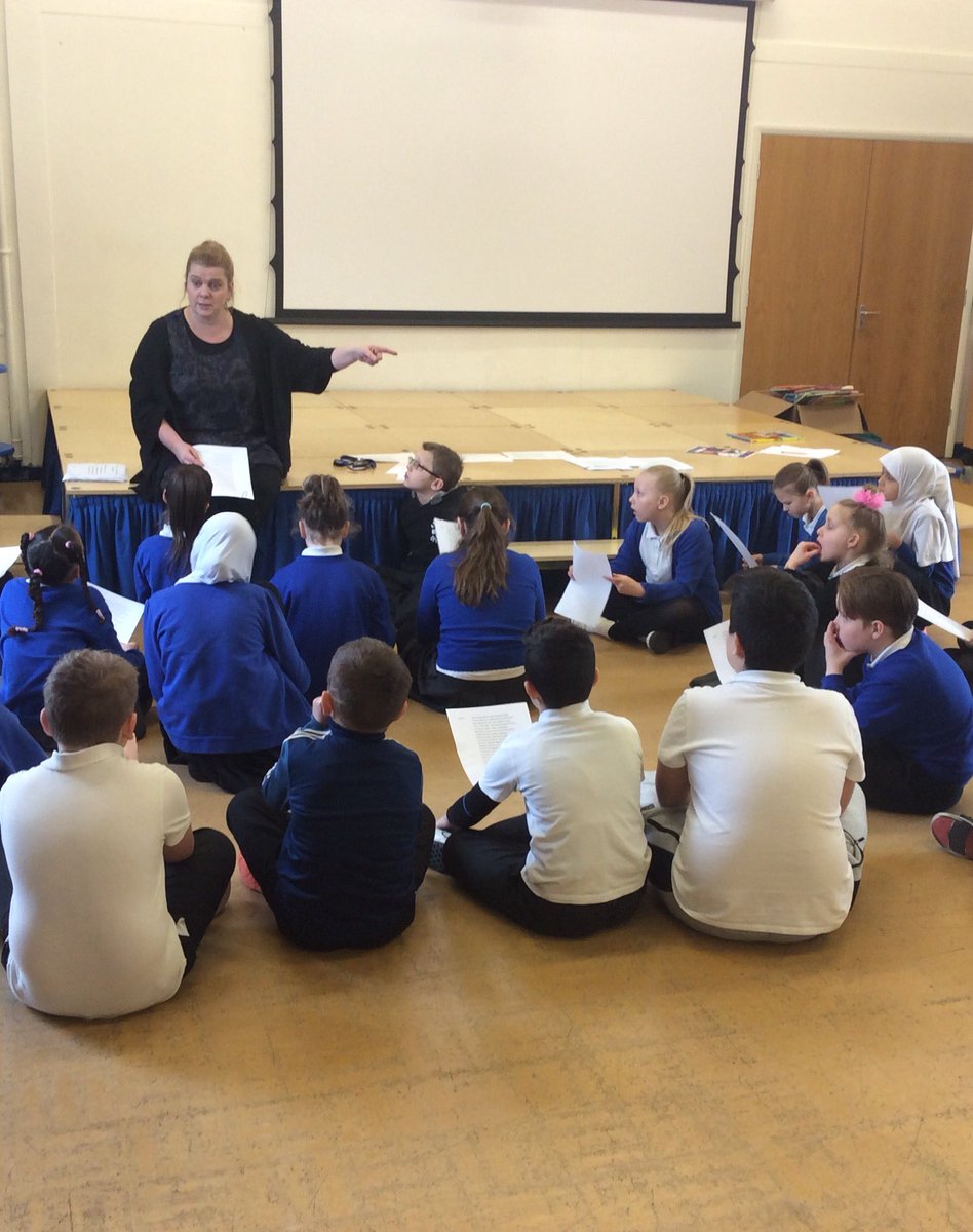 MowmacreHill's tweet photo. Twelfth Night workshop - preparing for the RSC Live stream. Great fun and lots of text detective work! @Accprimary @RSC_Education @DSATLiteracy https://t.co/UHrwRjq9so