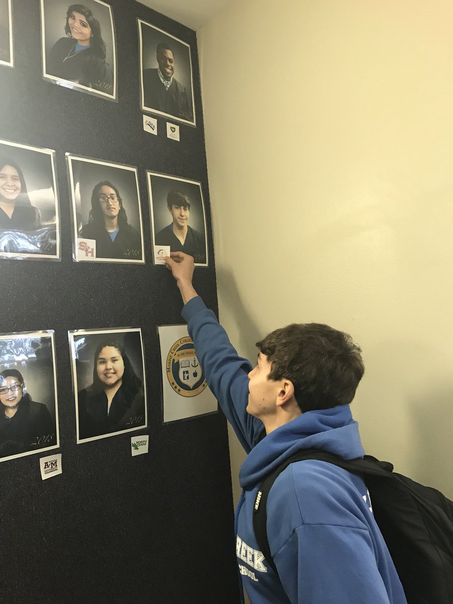 mcchsfw's tweet photo. Cody &amp; Brenda choose @utarlington #SharksWithDegrees #TCCNorthWest @FortWorth_ISD #BetterMakeRoom https://t.co/Y5ytyqFGXc