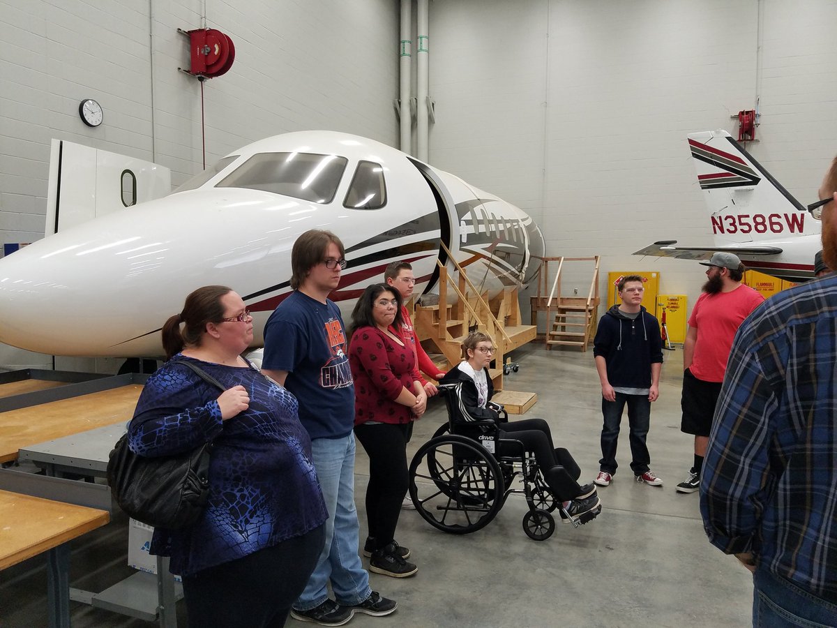 RKhosravipour's tweet photo. VC Learning Center students visited WATC today #watc #jumpstart  #vctlc @USD262 https://t.co/69pA4ad0PE