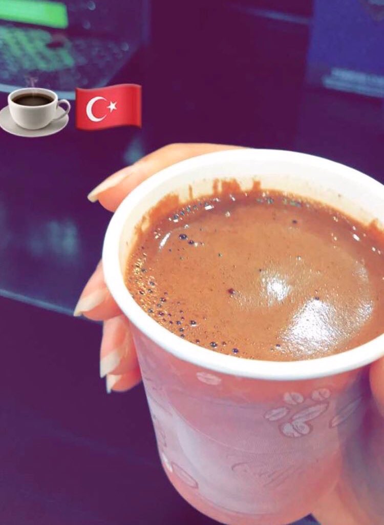 الي يومه نحس اكثر من يومي يتفضل يقولي ابي اهون على نفسي