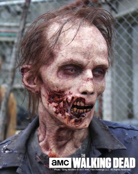ZombieRobertH's tweet image. Happy #walkerwednesday cant wait for you to see what walkers I’ve done in 8B some crazy ones!