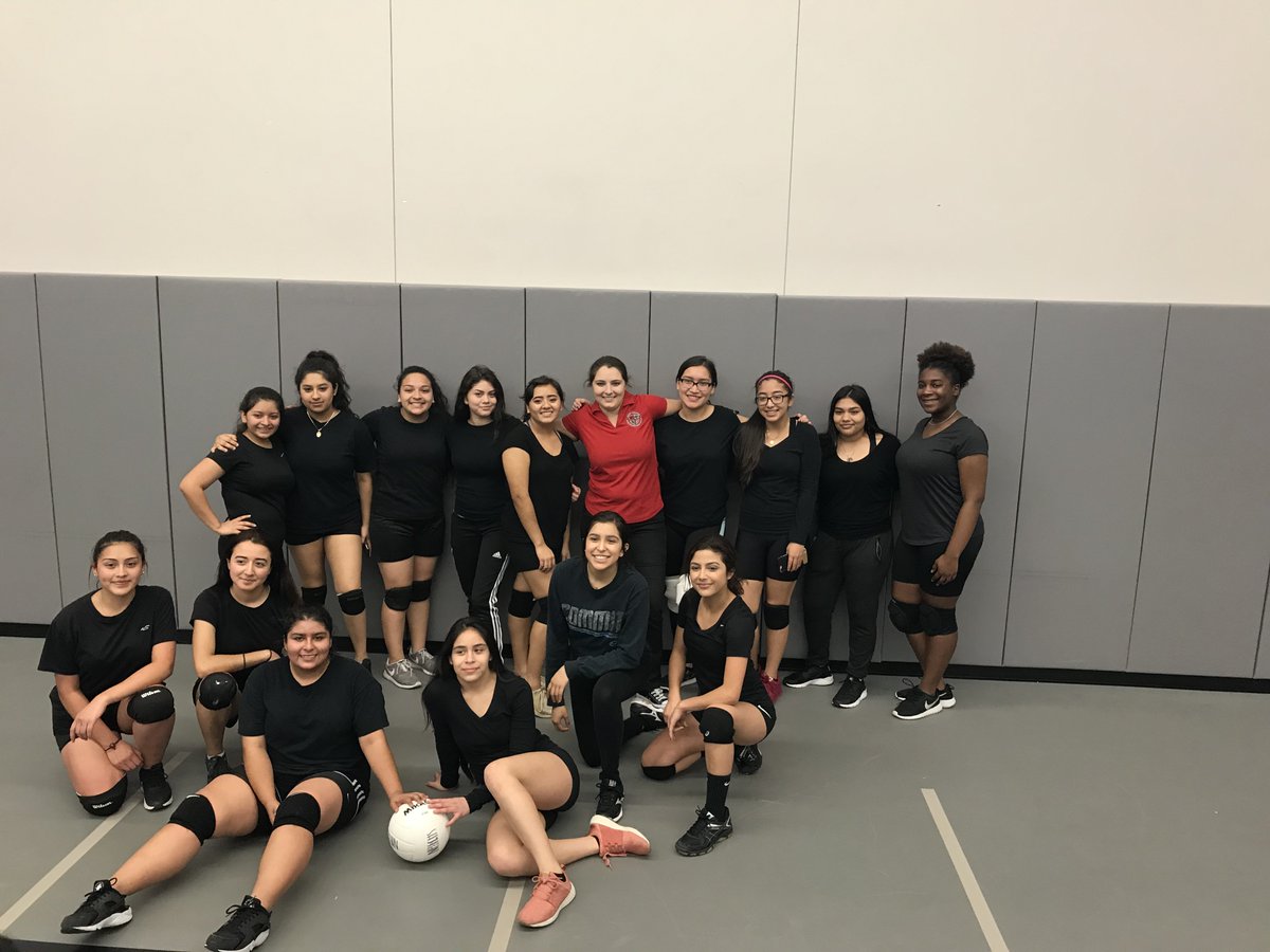 HISD_NHECHS's tweet photo. Congratulations to our Redhawks for 2 wins against @HAIS_ECHS !!! Keep it up girls!!! 🏐🏐🏐🏆🏆🏆 @MisterGaston @slinkous713 @nhechs2018 @NHECHS2019 @nhechs2021 #Volleyballwin #takethedub #2teams #NHECHSProud #NHECHSRedhawks @Volley_Redhawks @FrenchLott https://t.co/YdMXBmZ3s8