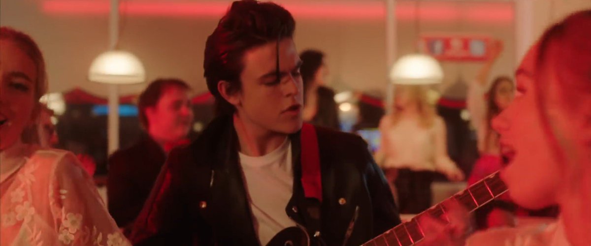 NHCHEERLEADERS's tweet photo. I used to think that everything have been erased and that I was better than I've ever been but now I do need a medicine because this video just killed all of me 💥♥️ #NHCTigerFeetVideo  

@NewHopeClub @NewHopeGeorge @NewHopeBlake @NewHopeReece https://t.co/G4F70pmyWY