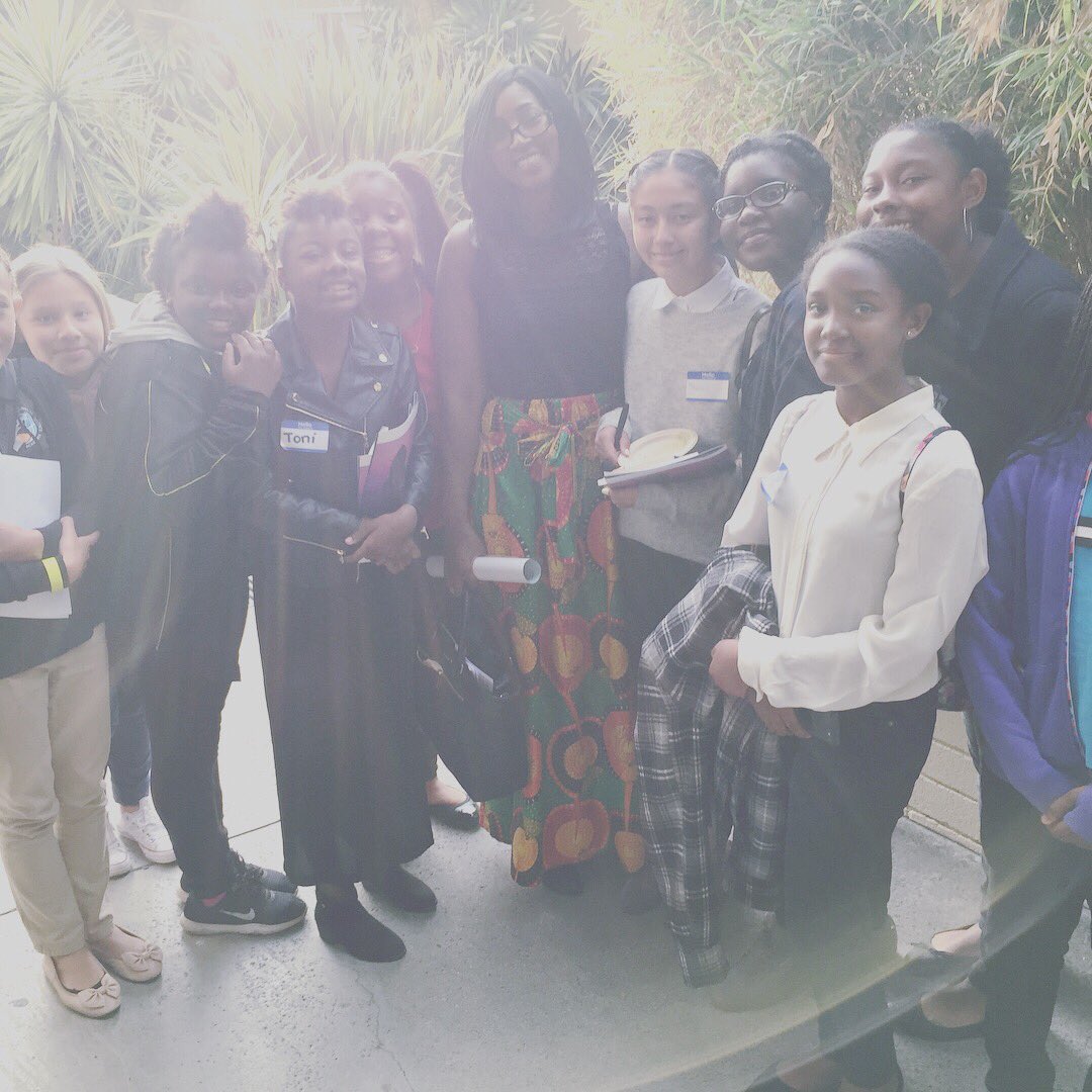 MSA3Carson's tweet photo. 10 Lady Vipers learning about STEM! They were with Alicia Wilkins, the commissioner and acting chair of Status of Women and Girls in California, appointed by Governor Jerry Brown. #stem #girlsinstem #msa3carson https://t.co/2KmzJdESL6