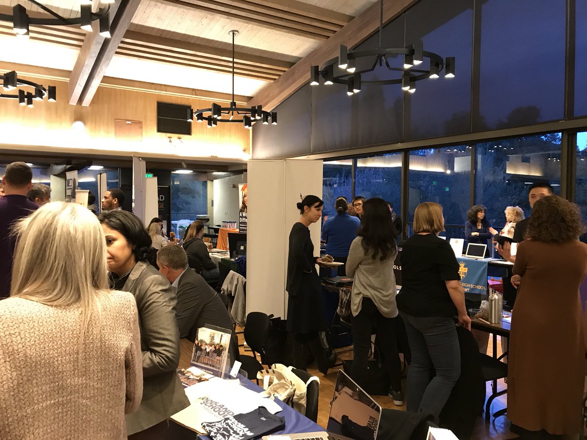 Stanford students at “Venture Social Impact &amp; Education” lining up to connect with employers! Great collaboration between <a href="/StanfordBEAM/">Stanford Career Edu.</a> <a href="/haascenter/">Haas Center</a> and <a href="/StanfordEd/">Stanford Graduate School of Education</a>! #meaningfulwork