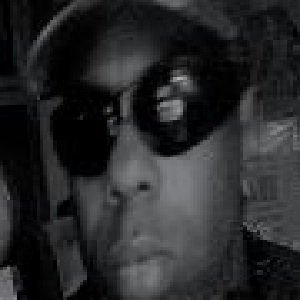 IndeEverything's tweet image. Toni Anims Over now in rotation via The Dj BIN WPIR 98.4FM #NERVEdj @FranzTheHybrid1 get the app listen live Hits PR ow.ly/rCaF30iGiIg