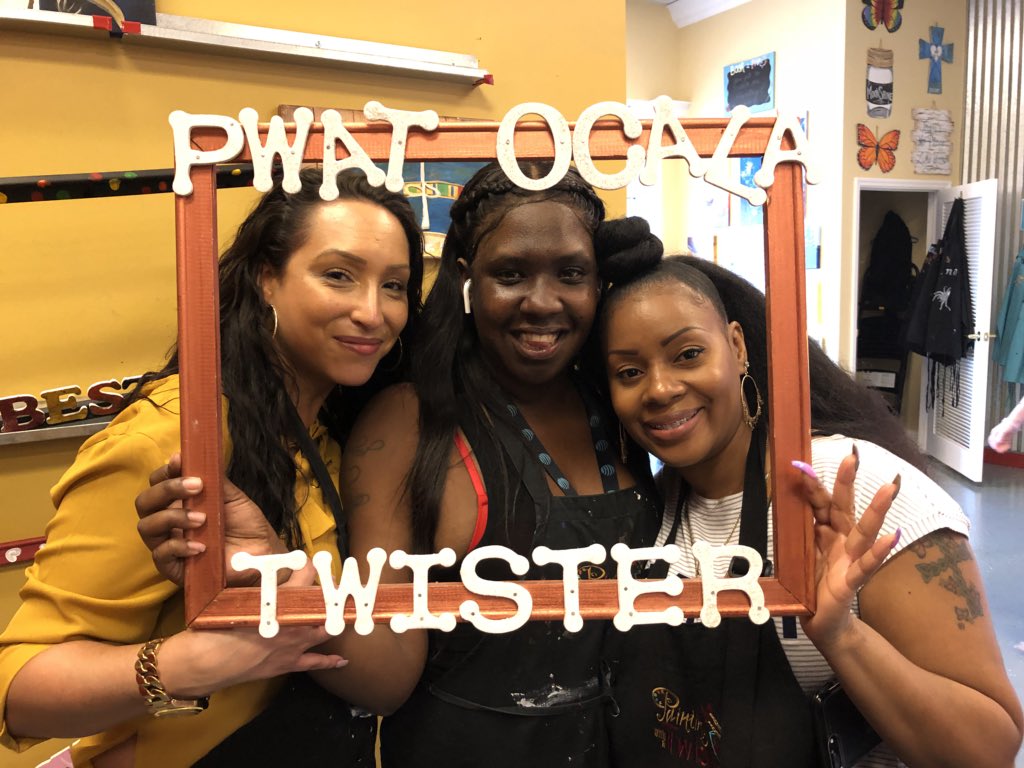 CatJamesGarrett's tweet photo. Lots of FUN painting Champ gloves with my Awesome Team!! #Ocala2018 @TeamTugTitans @WilliamATTKidd @DustyRhodesATT #Tugglenation #Workhardplayhard #WinningTeam https://t.co/eFAVp04Jfe