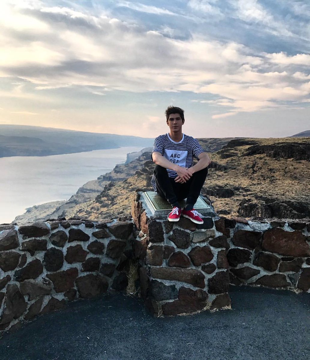 5on4Records's tweet photo. Please note that @carlchiasson_ 's new Instagram account is https://t.co/MQokkB4UmK https://t.co/UMceDJFR9o