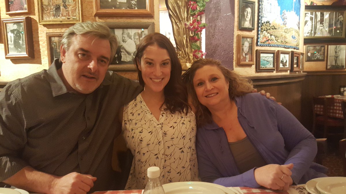 Final night #Sourcecon Italia tradition. <a href="/SourcingShannon/">Shannon Pritchett</a> @TechCyndy