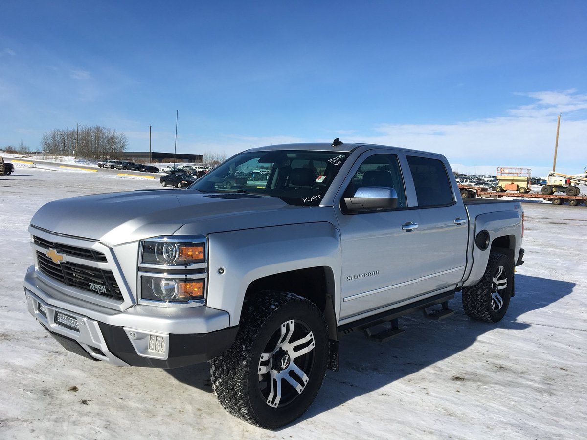 GordMAAuction's tweet photo. Here is a couple of the many amazing units going to new homes this Saturday March 3rd 2014 Silverado Reaper,2016 GMC Canyon both have low Kms,come down Thursday &amp; Friday to view our entire lineup or view on line #yeg#maauctions.com https://t.co/uBcPzIv1dy