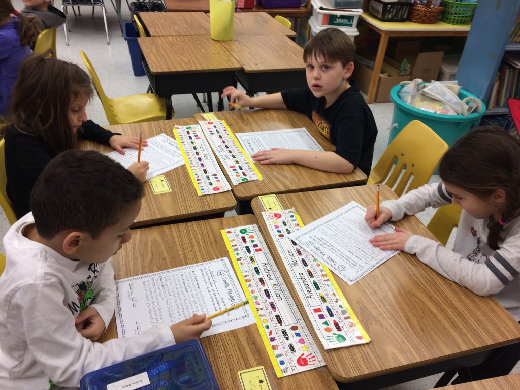 First grade students learn the tattle rules and take the Tattle Pledge. #PES <a href="/PomperaugES/">Theresa Forish</a>