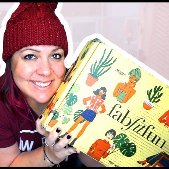 WatersWife's tweet image. It was SO nice partnering with @fabfitfun for this vlog. I haven’t taken hardly any time to pamper myself since Mallory joined us. Now that we have the #FabFitFunSpringBox, I have no excuses. They were even awesome enough to give a $10 coupon to pass alo… ift.tt/2FevQpk