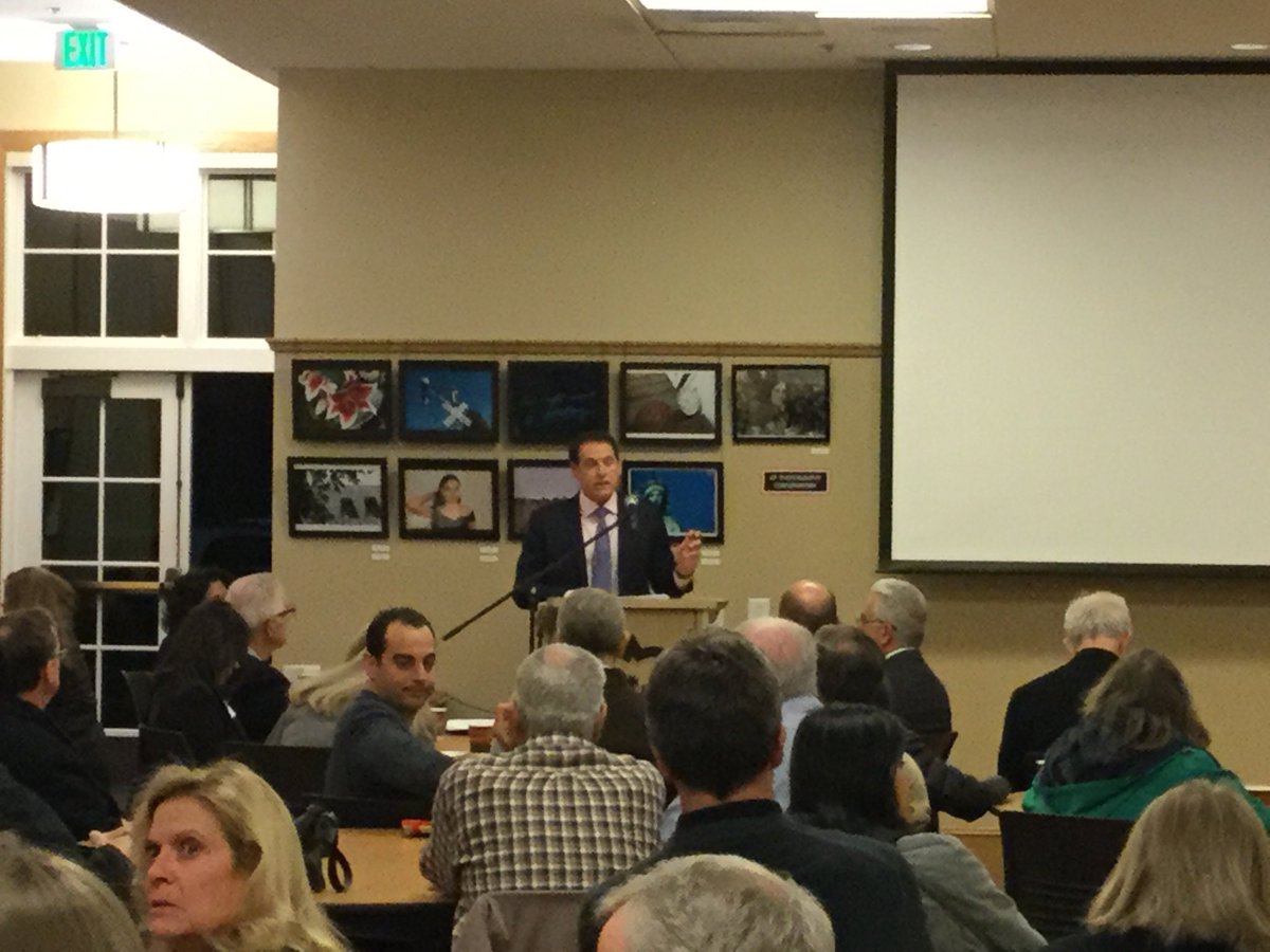 PPDChiefSanchez's tweet photo. Council Member Steve Madison provides remarks to start the Distric 6 Town Hall Meeting. One Arroyo; City Budget, &amp; Public Safety were among the many topics on the agenda. https://t.co/52eSAIZ6ls