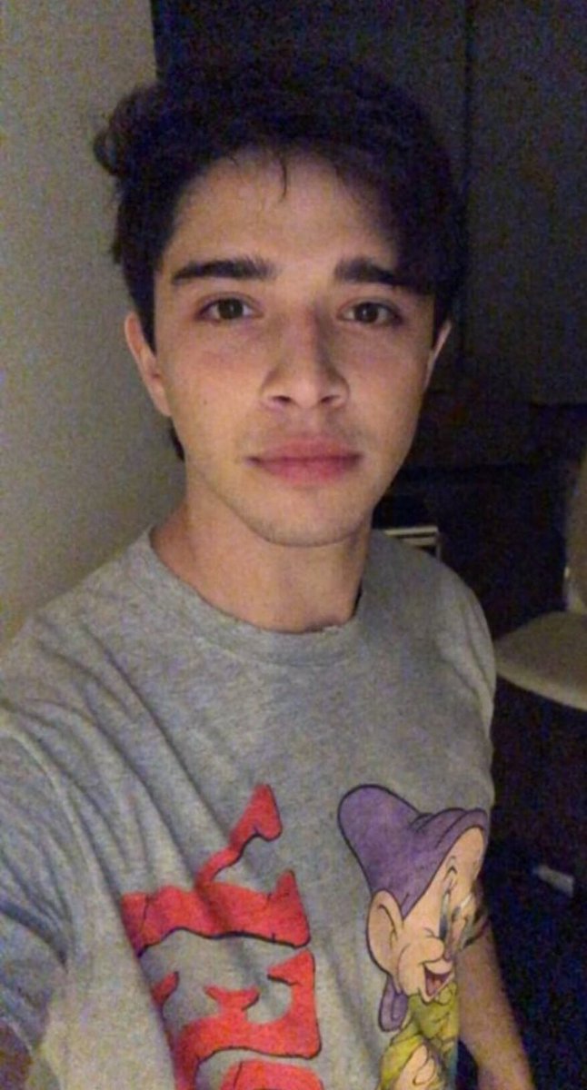 JulianSerrano01's tweet image. HAY MILANESAS PARA COMER / PERO LAS COCINE YO
