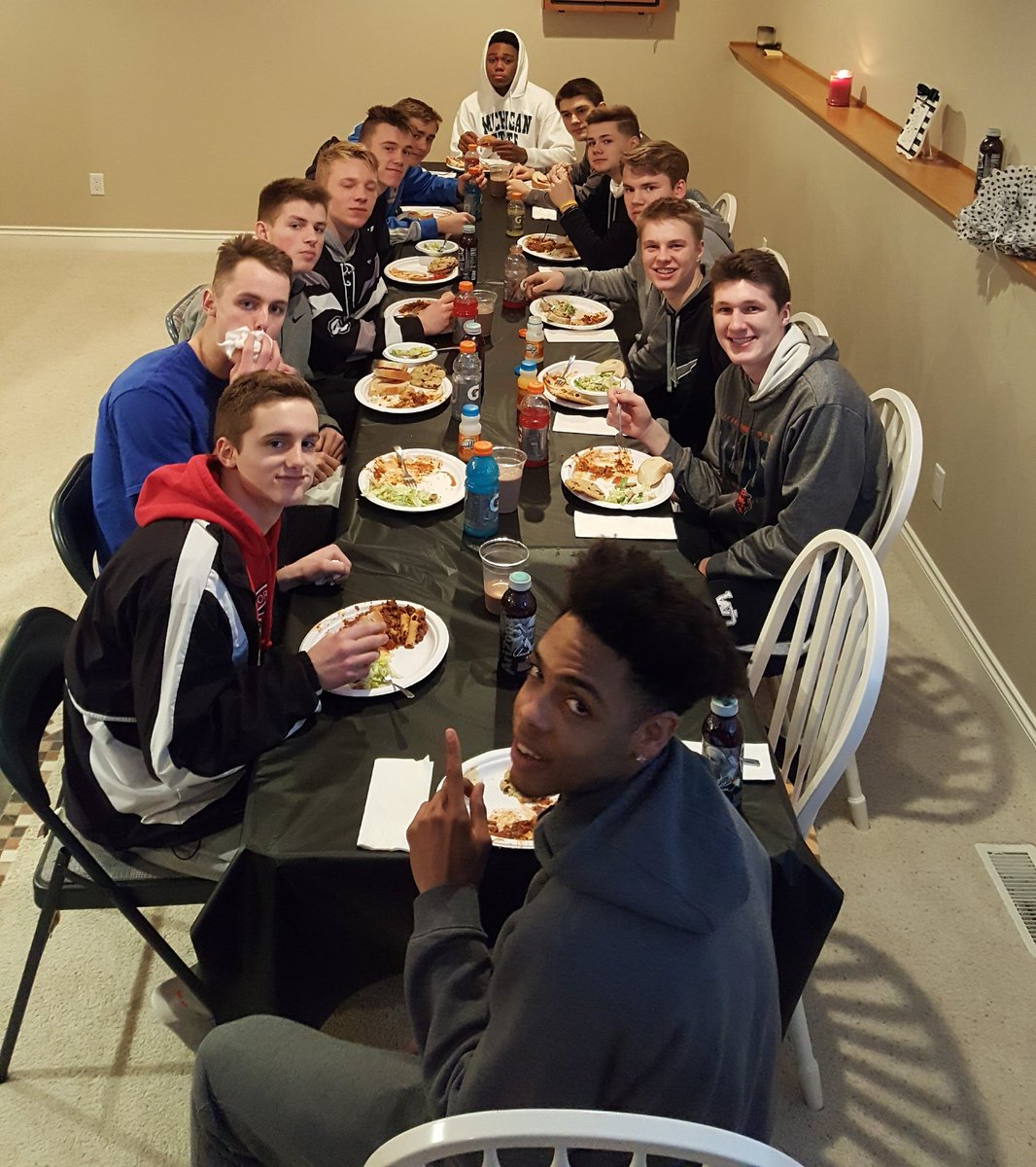 Pedastull's tweet photo. I can't believe tomorrow night is the last regular season BB game. The boys are fed and ready to end with a win. Please come support all 3 levels starting with Fresh at 4. It's Senior Night. #makeemsayWo #WOHoops #GoWO #🏀 https://t.co/xdr0u2TE4r