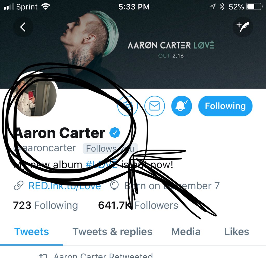 AaronCarter_ST's tweet photo. 👉🏻PSA again: the ONLY @aaroncarter  account is the one with the blue check mark next to his name. He only has 1 twitter, 1 Instagram, 1 Facebook and they are all verified. The best thing to do is report and block the fake accounts and not bring attention to them. https://t.co/DEFy0tFsy2