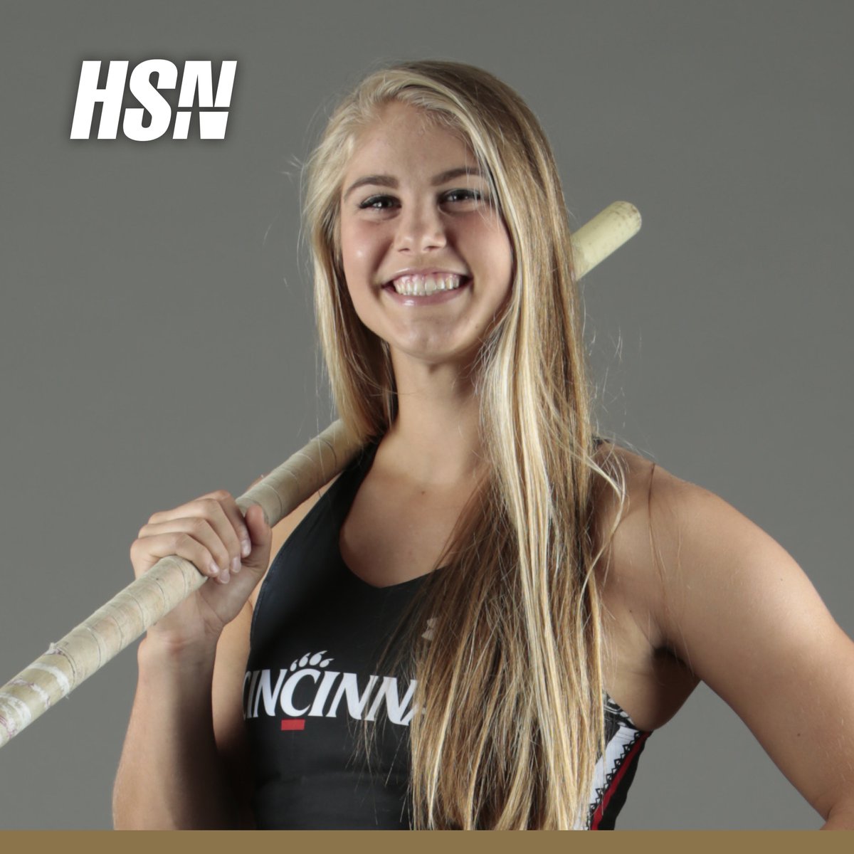 hsnmagazine's tweet photo. While capturing 29 pole vault titles in 3 years during high school, Lily Bunse was preparing for her college career. She shares how she prepared in the upcoming issue of HSNation. Subscribe for free at https://t.co/HRGo5lVyIy #hsnation #homeschoolsports @gobearcatstfxc https://t.co/0dNb42DAA1
