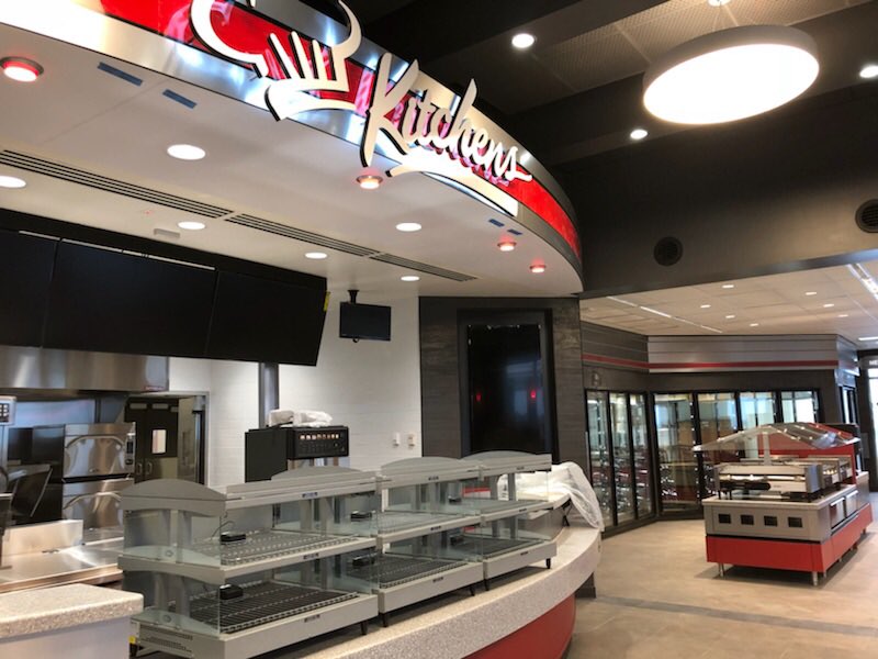 BuildFDC's tweet photo. It’s certainly a nice day to be inside the warm, *brand new*, @QuikTrip Kitchen in Fort Worth! https://t.co/yzSiyYDJsO